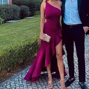 MacDuggal burgundy dress. Size 2. Worn once.